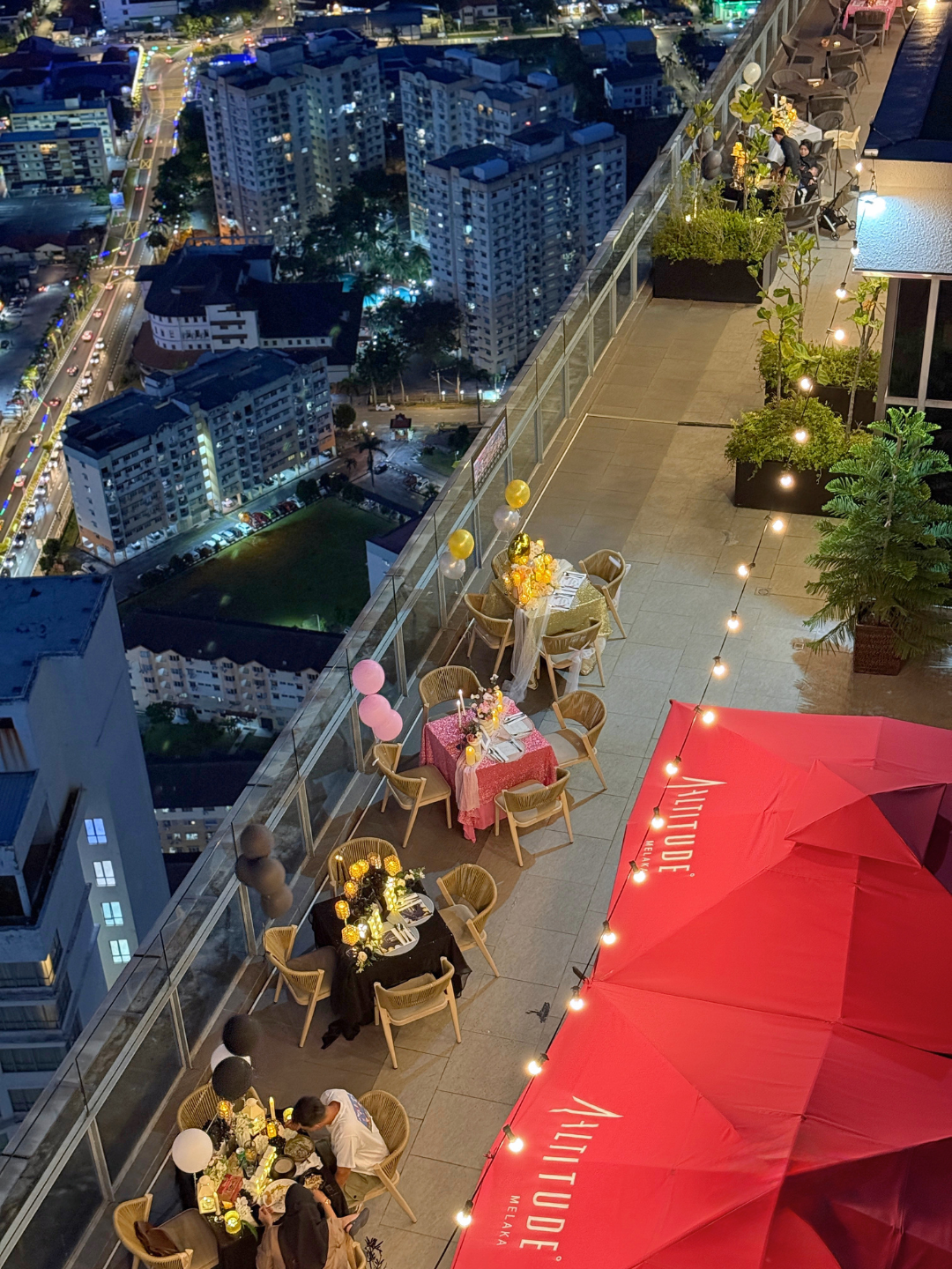 bistro outdoor ambience